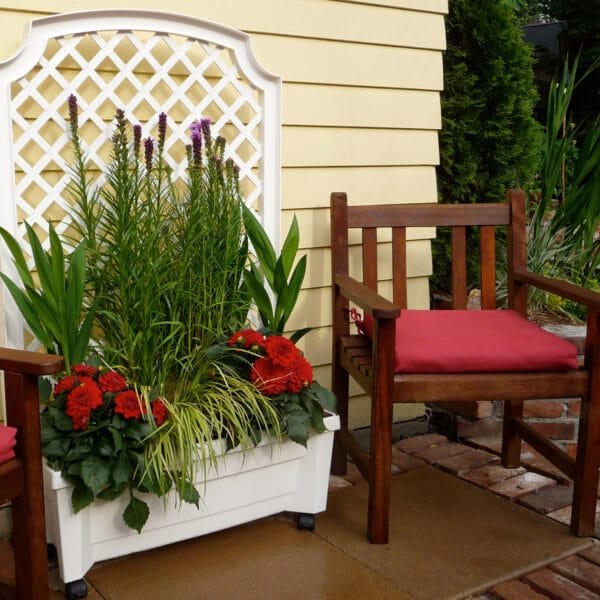 Calypso Planter with Trellis and Water Reservoirer8